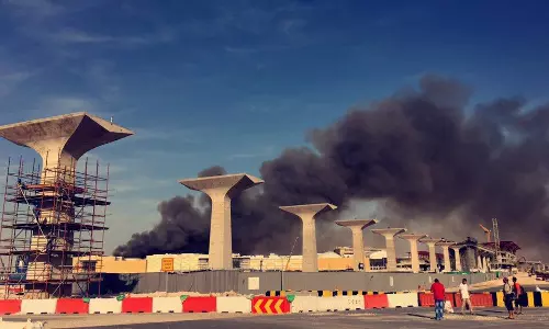 നിര്മാണം പുരോഗമിക്കുന്ന മാള് ഓഫ് ഖത്തറില് അഗ്നിബാധ നിര്മാണം പുരോഗമിക്കുന്ന മാള് ഓഫ് ഖത്തറില് അഗ്നിബാധ