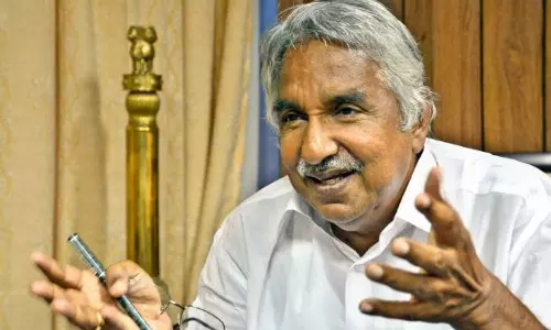 സോളാര്‍ റിപ്പോര്‍ട്ടിന്റെ ഉളളടക്കം അറിയാന്‍ അവകാശമുണ്ടെന്ന് ഉമ്മന്‍ചാണ്ടി