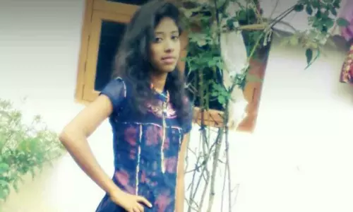 മുസ്ലിംകളെ ഇഷ്ടമാണെന്ന വാട്സ് അപ്പ് സന്ദേശത്തിന്റെ പേരില് മാനസിക പീഡനം; യുവതി ആത്മഹത്യ ചെയ്തു മുസ്ലിംകളെ ഇഷ്ടമാണെന്ന വാട്സ് അപ്പ് സന്ദേശത്തിന്റെ പേരില് മാനസിക പീഡനം; യുവതി ആത്മഹത്യ ചെയ്തു