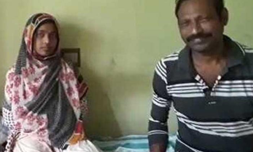 കോടതി പറഞ്ഞ ദിവസം ഹാദിയയെ ഹാജരാക്കുമെന്ന് അച്ഛന് കോടതി പറഞ്ഞ ദിവസം ഹാദിയയെ ഹാജരാക്കുമെന്ന് അച്ഛന്