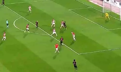 ഒലിവിയേ ജിറൂഡിന്‍റെ മിന്നും ഗോള്‍ കാണാം