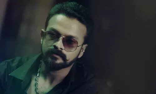 പുരുഷ സമൂഹം ആ യുവതിയുടെ മുന്നില്‍ തലകുനിക്കണം; കൊച്ചി സംഭവത്തെ വിമര്‍ശിച്ച് ജയസൂര്യ