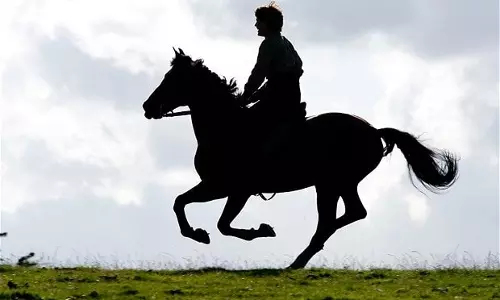 വെള്ളിത്തിരയെ വിറപ്പിക്കാന്‍ ചരിത്രപുരുഷന്‍മാര്‍