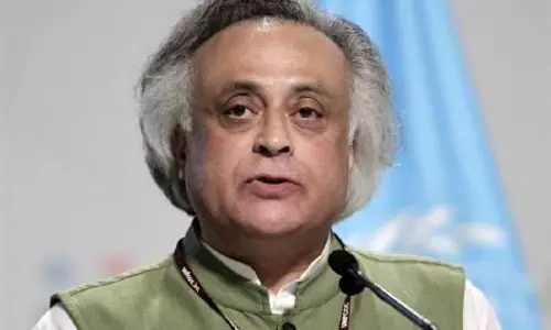 ഗ്രാമീണ മേഖലയിലെ വിദ്യാഭ്യാസവും ആരോഗ്യവുമാണ് കേരളത്തെ മാതൃകാ സംസ്ഥാനമാക്കി മാറ്റിയതെന്ന് ജയറാം രമേശ് ഗ്രാമീണ മേഖലയിലെ വിദ്യാഭ്യാസവും ആരോഗ്യവുമാണ് കേരളത്തെ മാതൃകാ സംസ്ഥാനമാക്കി മാറ്റിയതെന്ന് ജയറാം രമേശ്