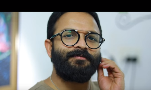 ജയസൂര്യ കാതുകുത്തി: വീഡിയോ കാണാം