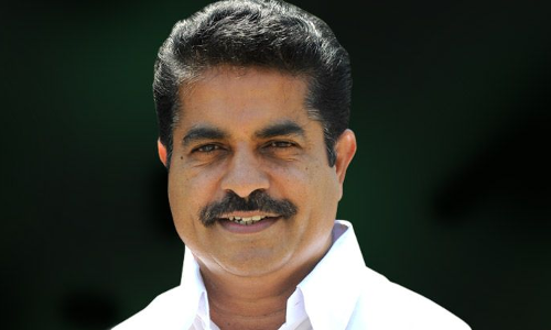 മിച്ചഭൂമി വിവാദം: അടൂര്‍ പ്രകാശിനെതിരായ വിജിലന്‍സ് കേസില്‍ സ്റ്റേ ഇല്ല