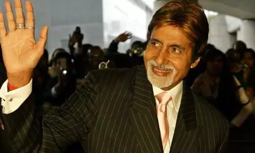 കാര് അപകടത്തില്പ്പെട്ടെന്ന വാര്ത്ത നിഷേധിച്ച് ബച്ചന് കാര് അപകടത്തില്പ്പെട്ടെന്ന വാര്ത്ത നിഷേധിച്ച് ബച്ചന്