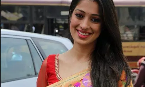 സിനിമയില്‍ ഇപ്പോഴും കാസ്റ്റിങ് കൌച്ച് ഉണ്ടെന്ന് റായ് ലക്ഷ്മി