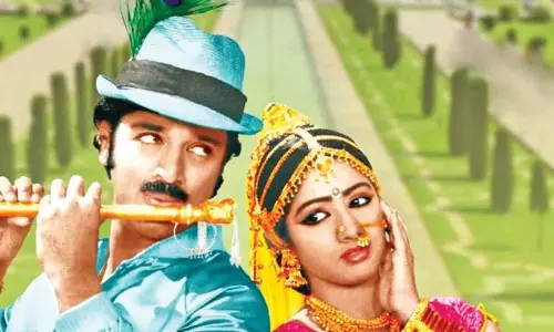 കമല്-ശ്രീദേവി ഹിറ്റ് ചിത്രം മീണ്ടും കോകില വീണ്ടും തിയറ്ററുകളിലേക്ക് കമല്-ശ്രീദേവി ഹിറ്റ് ചിത്രം മീണ്ടും കോകില വീണ്ടും തിയറ്ററുകളിലേക്ക്