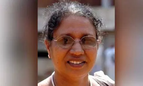 ഹാദിയയെ കാണാന് സംസ്ഥാന വനിതാ കമ്മീഷനെ അനുവദിച്ചില്ല ഹാദിയയെ കാണാന് സംസ്ഥാന വനിതാ കമ്മീഷനെ അനുവദിച്ചില്ല