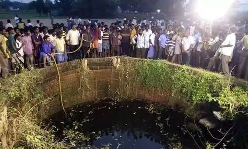 പരീക്ഷയില് മാര്ക്കു കുറഞ്ഞു, നാല് വിദ്യാര്ഥിനികള് ആത്മഹത്യ ചെയ്തു പരീക്ഷയില് മാര്ക്കു കുറഞ്ഞു, നാല് വിദ്യാര്ഥിനികള് ആത്മഹത്യ ചെയ്തു