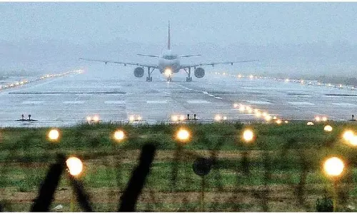 തിരുവനന്തപുരം വിമാനത്താവളത്തില്‍ സിബിഐ റെയ്ഡ്