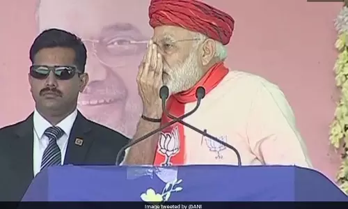 കോണ്ഗ്രസ് രാജ്യത്തെ കൊള്ളയടിച്ചു; അര്ഹതപ്പെട്ടവര്ക്ക് തിരിച്ച് നല്കാനാണ് തന്റെ ശ്രമമെന്ന് മോദി കോണ്ഗ്രസ് രാജ്യത്തെ കൊള്ളയടിച്ചു; അര്ഹതപ്പെട്ടവര്ക്ക് തിരിച്ച് നല്കാനാണ് തന്റെ ശ്രമമെന്ന് മോദി