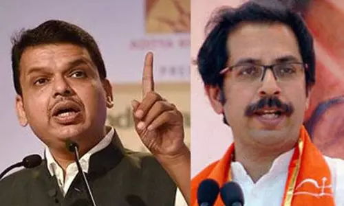 ഭാരത മാതാവിന് ജയ് വിളിക്കണമെങ്കില് ജനങ്ങള് ജീവനോടെ വേണ്ടേ? മഹാരാഷ്ട്ര മുഖ്യമന്ത്രിയോട് ശിവസേന ഭാരത മാതാവിന് ജയ് വിളിക്കണമെങ്കില് ജനങ്ങള് ജീവനോടെ വേണ്ടേ? മഹാരാഷ്ട്ര മുഖ്യമന്ത്രിയോട് ശിവസേന