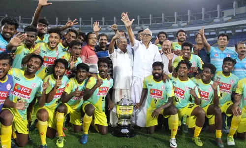 സന്തോഷ് ട്രോഫി ജേതാക്കള്‍ക്ക് ഗംഭീര സ്വീകരണമൊരുക്കാന്‍ കേരളം