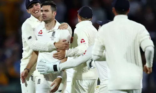 ആന്‍ഡേഴ്സന് അഞ്ച് വിക്കറ്റ്; ഇംഗ്ലണ്ടിന് ജയിക്കാന്‍ 178 റണ്‍സ് കൂടി