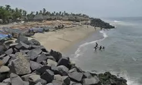 കുടുങ്ങി കിടക്കുന്ന ലക്ഷദ്വീപ് നിവാസികളുടെ യാത്ര; അനിശ്ചിതത്വം തുടരുന്നു