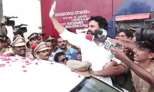 ദിലീപിന് സമന്സ്; ഈ മാസം 19ന് കോടതിയില് ഹാജരാവണം ദിലീപിന് സമന്സ്; ഈ മാസം 19ന് കോടതിയില് ഹാജരാവണം