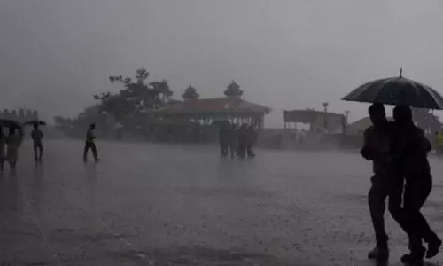 നാശം വിതച്ച് കാലവര്ഷം; മരണം 14 ആയി നാശം വിതച്ച് കാലവര്ഷം; മരണം 14 ആയി