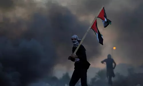 ഖത്തറില് ഫലസ്തീന് ഐക്യദാര്ഢ്യറാലി ഖത്തറില് ഫലസ്തീന് ഐക്യദാര്ഢ്യറാലി