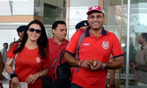 സേവാഗ് വീണ്ടും ഓപ്പണ്‍‌ ചെയ്യുന്നു!