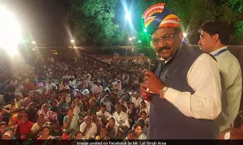 രാജ്യത്തെ ആദ്യ ഹാപ്പിനസ് വകുപ്പ് മന്ത്രി കൊലക്കേസിൽ ഒളിവില്‍