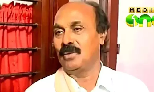 നീലക്കുറിഞ്ഞി ഉദ്യാനം; പ്രദേശവാസിയായ ഒരാളെ പോലും ഒഴിപ്പിക്കില്ലെന്ന് റവന്യൂമന്ത്രി നീലക്കുറിഞ്ഞി ഉദ്യാനം; പ്രദേശവാസിയായ ഒരാളെ പോലും ഒഴിപ്പിക്കില്ലെന്ന് റവന്യൂമന്ത്രി