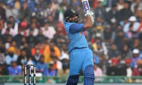 ഞാന് വെറും കാഴ്ചക്കാരനായി, കണ്ടത് രോഹിത് ഷോയെന്ന് ശ്രേയാംസ് അയ്യര് ഞാന് വെറും കാഴ്ചക്കാരനായി, കണ്ടത് രോഹിത് ഷോയെന്ന് ശ്രേയാംസ് അയ്യര്