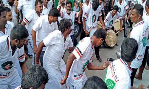 ആര്‍കെ നഗര്‍ ഉപതെരഞ്ഞെടുപ്പ്: ശബ്ദ പ്രചരണത്തിന് കലാശക്കൊട്ട്