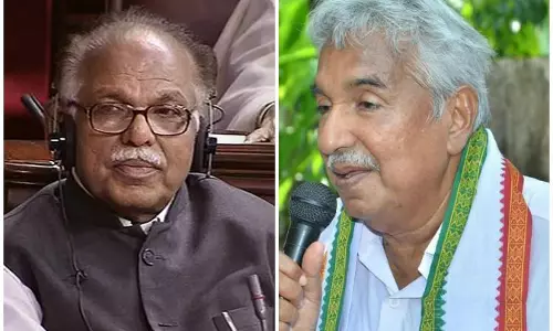 ഉമ്മന്ചാണ്ടിക്ക് കൊമ്പുണ്ടോയെന്ന് കുര്യന്; രാഷ്ട്രീയകാര്യ സമിതിയില് വാക്കേറ്റം ഉമ്മന്ചാണ്ടിക്ക് കൊമ്പുണ്ടോയെന്ന് കുര്യന്; രാഷ്ട്രീയകാര്യ സമിതിയില് വാക്കേറ്റം