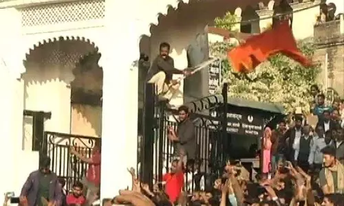 രാജസ്ഥാനില്‍ മധ്യവയസ്കനെ ചുട്ടുകൊന്ന സംഭവം: കൊലയാളിയെ പിന്തുണച്ച് റാലി നടത്തിയ 200 പേര്‍ അറസ്റ്റില്‍