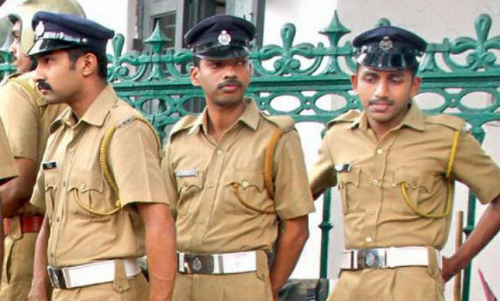 പൊലീസുകാരെ പിന്‍വലിക്കാതിരിക്കാന്‍ സമ്മര്‍ദം ശക്തമാക്കി ഐ.പി.എസുകാര്‍