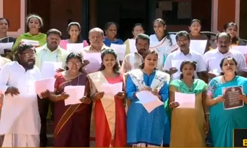 സ്കൂള് കലോത്സവം, സ്വാഗതഗാനവും നൃത്താവതരണവും തയ്യാറാക്കി അധ്യാപകര് സ്കൂള് കലോത്സവം, സ്വാഗതഗാനവും നൃത്താവതരണവും തയ്യാറാക്കി അധ്യാപകര്