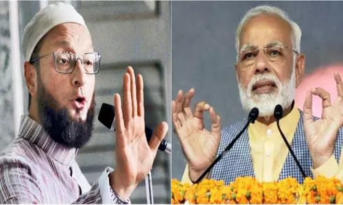 സ്ത്രീകള്ക്ക് തനിച്ച് ഹജ്ജിന് അനുമതി; മോദി ക്രെഡിറ്റ് അടിച്ചുമാറ്റുകയാണെന്ന് ഒവൈസി സ്ത്രീകള്ക്ക് തനിച്ച് ഹജ്ജിന് അനുമതി; മോദി ക്രെഡിറ്റ് അടിച്ചുമാറ്റുകയാണെന്ന് ഒവൈസി