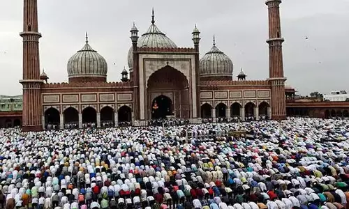 ഡല്ഹിയില് ഉള്പ്പടെ ഉത്തരേന്ത്യയില് വിശ്വാസികള് ഇന്ന് ചെറിയപെരുന്നാള് ആഘോഷിക്കുന്നു ഡല്ഹിയില് ഉള്പ്പടെ ഉത്തരേന്ത്യയില് വിശ്വാസികള് ഇന്ന് ചെറിയപെരുന്നാള് ആഘോഷിക്കുന്നു