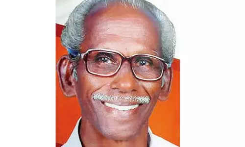 ആത്മഹത്യ ചെയ്ത മുന് പഞ്ചായത്ത് പ്രസിഡന്റ് കൃഷ്ണന് ദളിത് പീഡനത്തിന്റെ ഇരയെന്ന് ആക്ഷേപം ആത്മഹത്യ ചെയ്ത മുന് പഞ്ചായത്ത് പ്രസിഡന്റ് കൃഷ്ണന് ദളിത് പീഡനത്തിന്റെ ഇരയെന്ന് ആക്ഷേപം