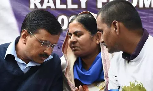 രോഹിത് വെമുലയുടെ സഹോദരന് ജോലി വാഗ്ദാനം ചെയ്ത് ഡല്‍ഹി സര്‍ക്കാര്‍