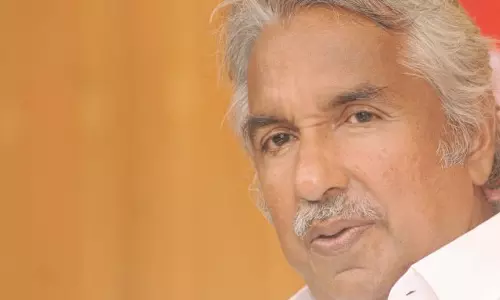 പ്രവര്ത്തകര്ക്ക് ആവേശമായി മുഖ്യമന്ത്രി കാസര്കോട് പ്രവര്ത്തകര്ക്ക് ആവേശമായി മുഖ്യമന്ത്രി കാസര്കോട്