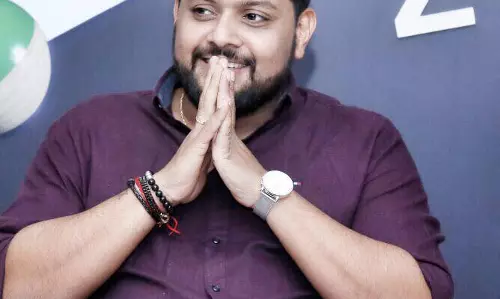 മിഥുന്‍ രമേശ് നായകനാകുന്നു