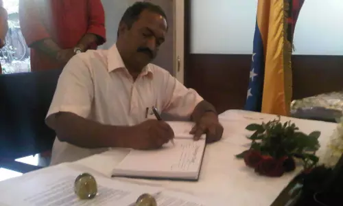 വെടിക്കെട്ടപകടത്തില്‍ സര്‍ക്കാറിനെ വിമര്‍ശിച്ച് സിപിഎം കൊല്ലം ജില്ലാ സെക്രട്ടറിയുടെ എഫ്ബി പോസ്റ്റ്