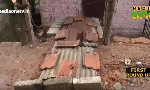 വീട്ടമ്മയുടെ മൃതദേഹം പൊതുവഴിയില്‍ സംസ്‌കരിച്ച് ദളിത് കുടുംബം