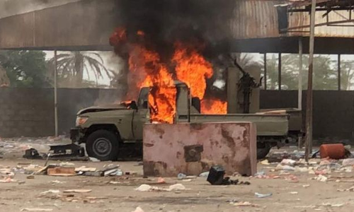 യമനില്‍ ഹുദൈദക്കായി ഏറ്റുമുട്ടല്‍; വിമാനത്താവളം മോചിപ്പിച്ചു