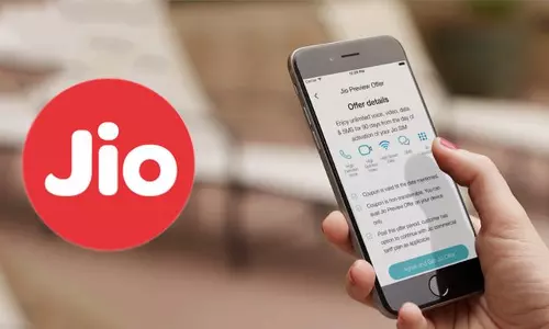 പ്രതിദിനം ഒരു ജിബി ഡാറ്റ 153 രൂപക്ക്; ജിയോ മത്സരം മുറുക്കുന്നു