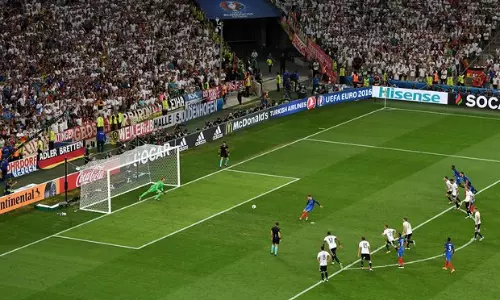 ഫ്രാന്‍സ് ഫൈനലില്‍