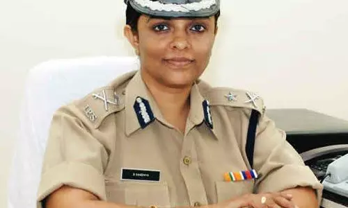 പൊലീസ് തലപ്പത്ത് അഴിച്ചുപണി; എഡിജിപി സ്ഥാനത്ത് നിന്ന് ബി.സന്ധ്യയെ നീക്കി