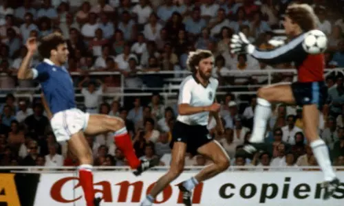 അന്നത്തെ ചോരക്കളി ഫ്രഞ്ച് പട മറന്നിട്ടില്ല, ജര്‍മനിയും മറക്കരുത്...