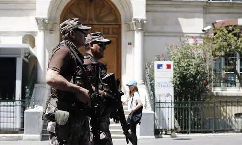 തുര്‍ക്കിയിലെ എംബസിയും കോണ്‍സുലേറ്റ് ഓഫീസും ഫ്രാന്‍സ് അടച്ചു