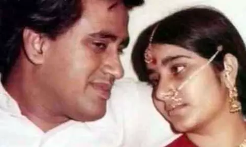 വിവാഹവേഷത്തില് വിദേശകാര്യമന്ത്രി; സുഷമാസ്വരാജിന്റെ വിവാഹദിനത്തിലെ ഫോട്ടോ വൈറലാകുന്നു വിവാഹവേഷത്തില് വിദേശകാര്യമന്ത്രി; സുഷമാസ്വരാജിന്റെ വിവാഹദിനത്തിലെ ഫോട്ടോ വൈറലാകുന്നു