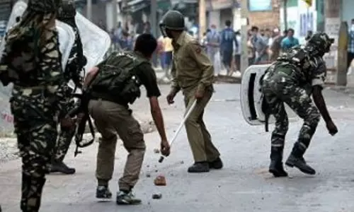 കാശ്‍മീര്‍ അയഞ്ഞില്ല; സംഘര്‍ഷത്തില്‍ മരണം 39 ആയി