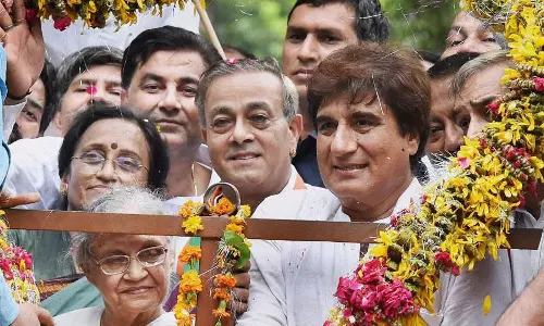 ഉത്തര്പ്രദേശ് നിയമസഭ തെരഞ്ഞെടുപ്പ് കോണ്ഗ്രസ് പ്രചാരണം ആരംഭിച്ചു ഉത്തര്പ്രദേശ് നിയമസഭ തെരഞ്ഞെടുപ്പ് കോണ്ഗ്രസ് പ്രചാരണം ആരംഭിച്ചു